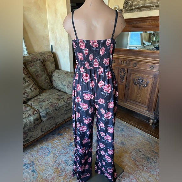 Band of Gypsies Floral Black Jumpsuit Medium - Picture 6 of 9